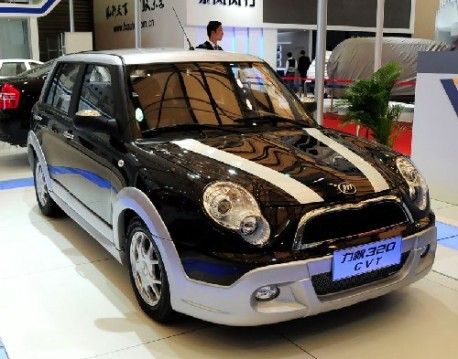 The Lifan 320 is from now on available with a CVT