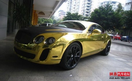 One Chinese owner of a hyper exclusive Bentley Continental Supersport found . An impressive drive.