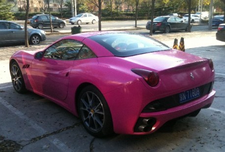 Ferrari on Spotted In China  Ferrari California In Pink   Carnewschina Com