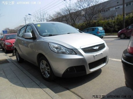 http://www.carnewschina.com/wp-content/uploads/2012/02/chery-riich-g2-hatchback-silver-1-458x343.jpg
