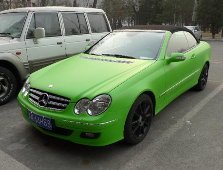 Spotted in China limegreen MercedesBenz CLK convertible