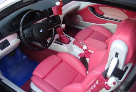 BMW 325 convertible with a pink Hello Kitty interior from China