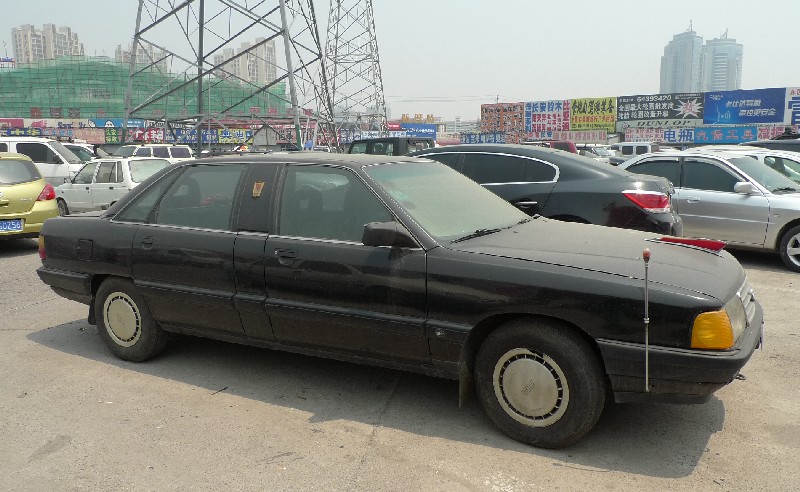 hongqi-ca7220-el1-2-2.jpg