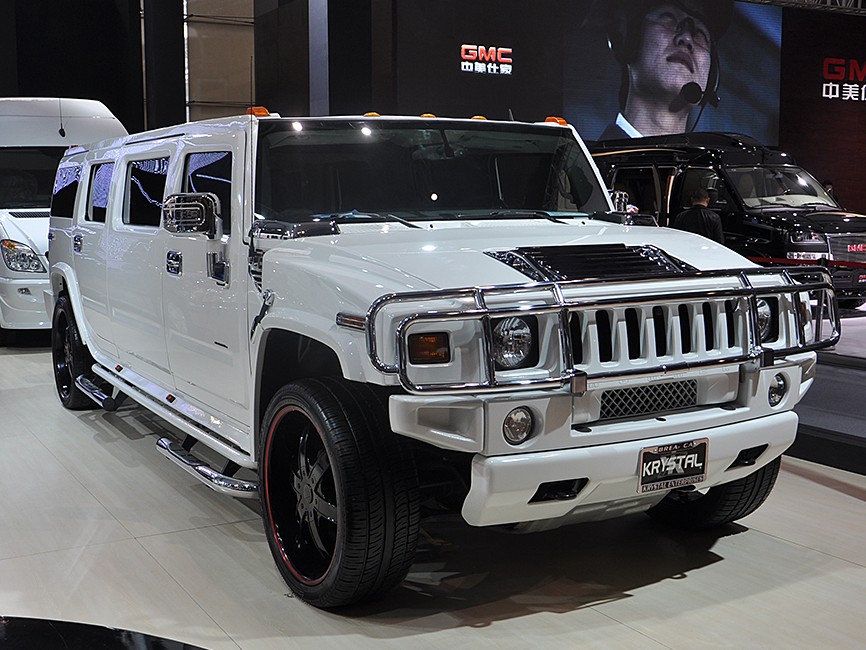 Hummer China Archives Carnewschina Super Stretched Hummer H2 For 2 95 Million Yuan In China