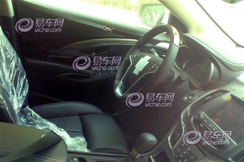buick-lacrosse-fl-china-n-4.jpg