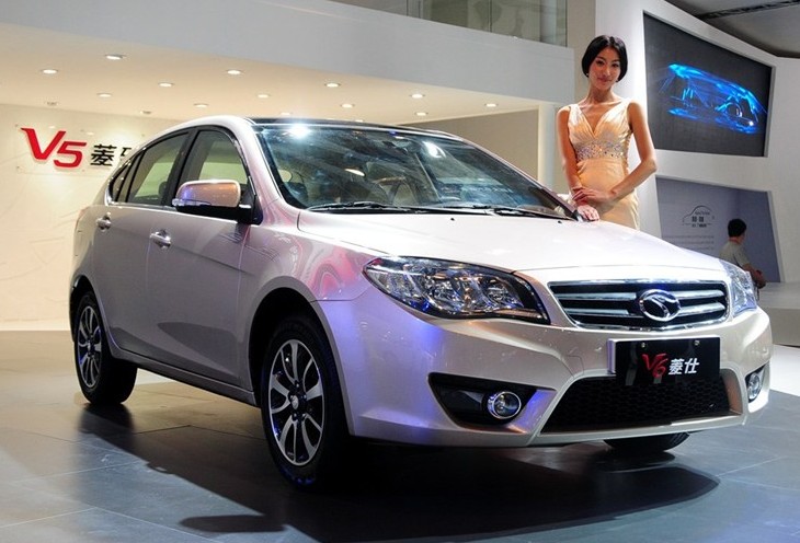 http://www.carnewschina.com/wp-content/uploads/2012/12/soueast-v6-china-april-1.jpg?7ef5ae