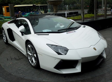 Lamborghini on Lamborghini Aventador Is White In China   Carnewschina Com   China