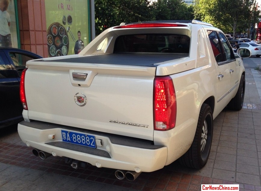 Spotted In China Cadillac Escalade Ext Carnewschina Com