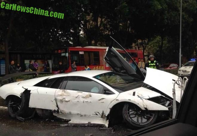 Five Lamborghini Supercars Crashed in China on Friday