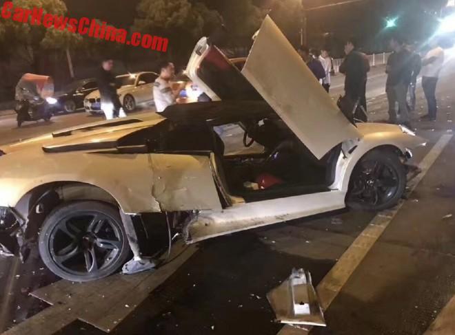 Lamborghini crash